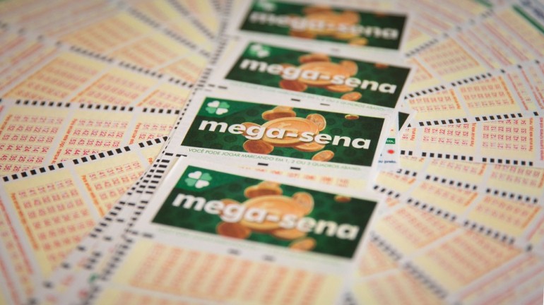 Acumulada nove vezes, Mega-Sena pode pagar R$ 82 milhões