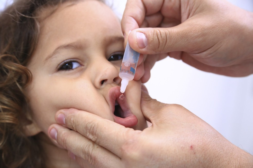 Vacina contra poliomelite tem pior adesão em seis anos em SC