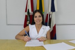 Luciane de Oliveira Bueno - secretária de Educação, Cultura e Esportes