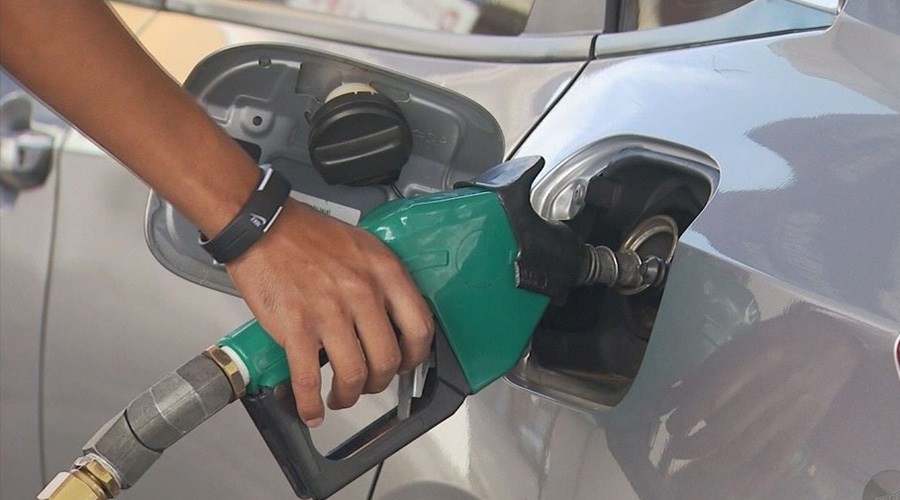 Diesel vai subir 15,2% e gasolina terá alta de 10,2% a partir de sexta-feira