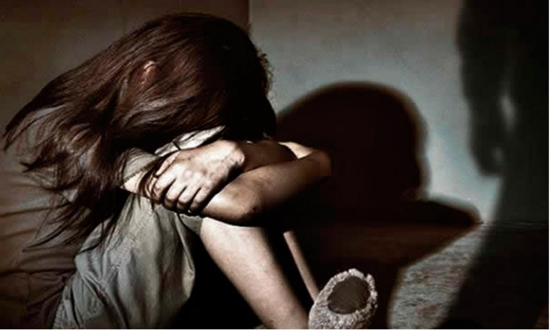 “Me ajuda estou sofrendo abuso sexual”: Em bilhete, menina denuncia padrasto em Chapecó