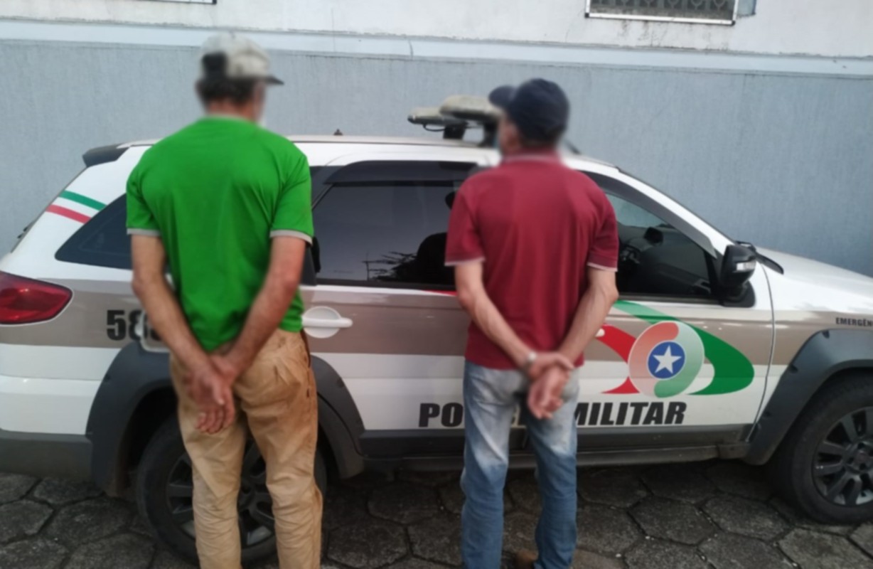 Polícia Militar de Cunha Porã prende autores de furto