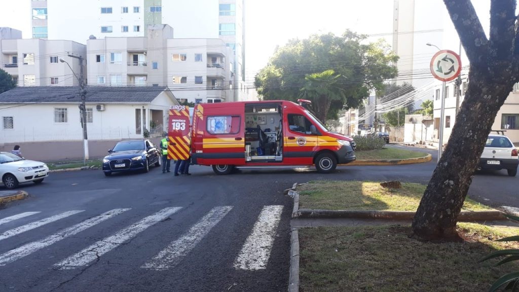 Motorista foge após se envolver em acidente em Chapecó; uma pessoa ficou ferida