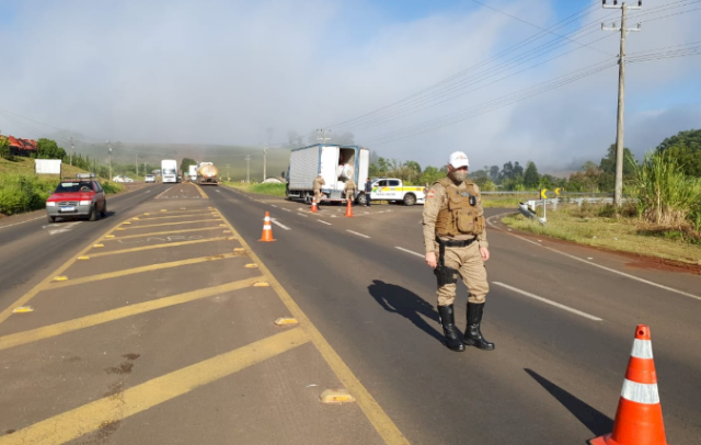 Polícia Militar Rodoviária realiza nova fase da operação 'Fortes' na região