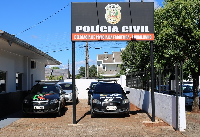 Polícia Civil prende preventivamente homem por suspeita de estupro contra a enteada em Pinhalzinho