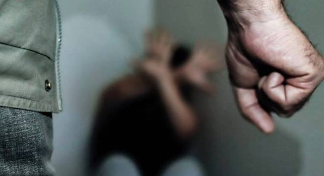 Homem é preso com dois facões após denúncia de violência doméstica em Irani