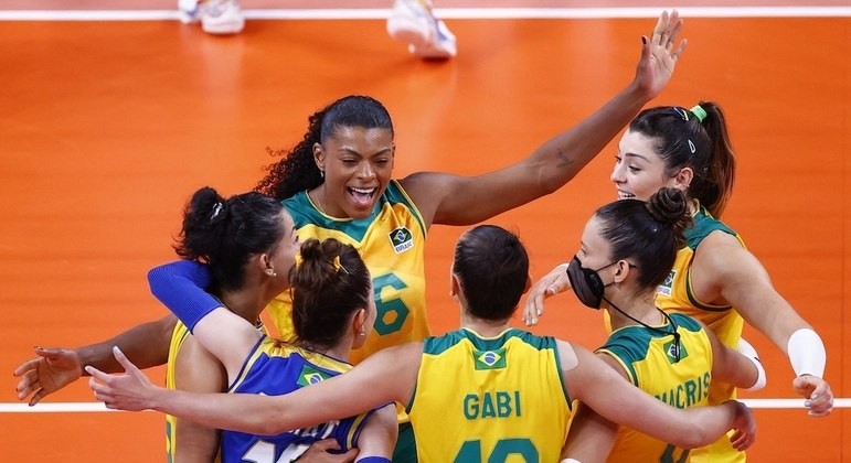 Com final do vôlei, Brasil tem 20 medalhas e supera recorde de 2016