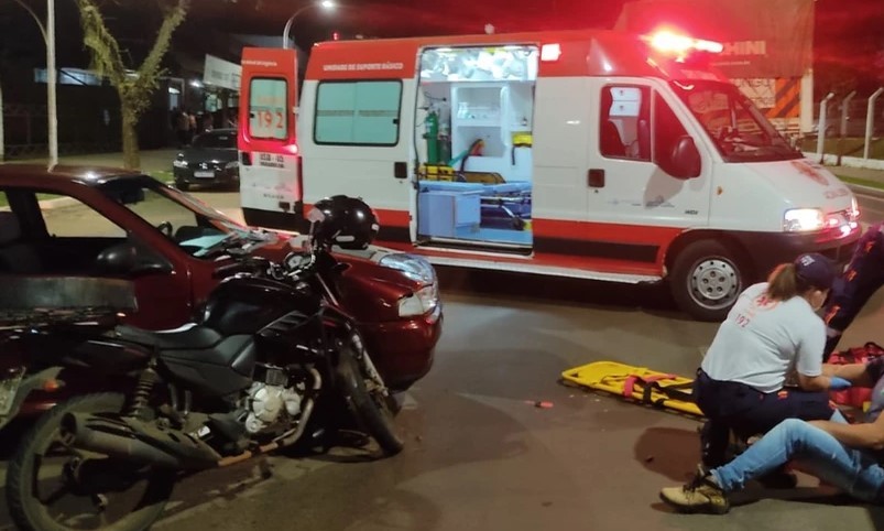 Colisão entre carro e moto deixa motociclista ferido em Maravilha