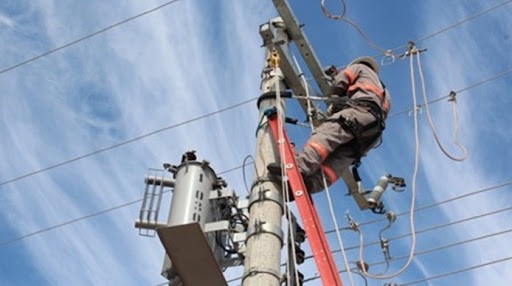 Falha em linha de transmissão deixa pelo menos 15mil Unidades consumidoras da região sem energia