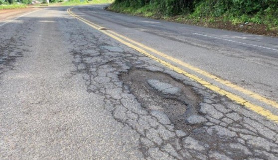 Governador confirma investimento para recuperação do asfalto na SC 163