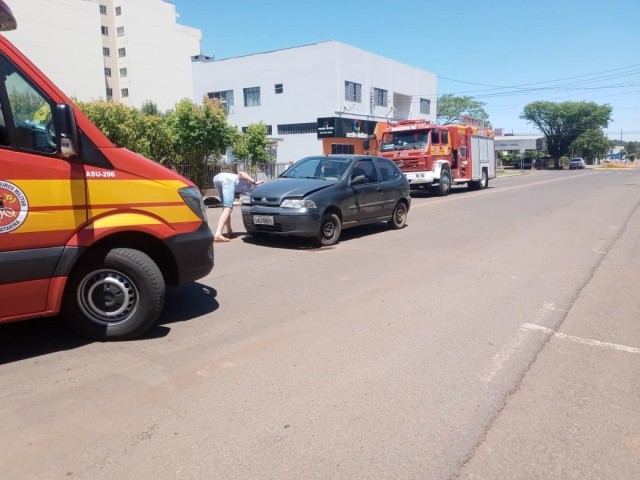 Corpo de Bombeiros atende acidente entre dois veículos em Maravilha