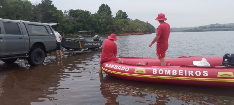 Bombeiros descartam naufrágio de embarcação em lago de Itá