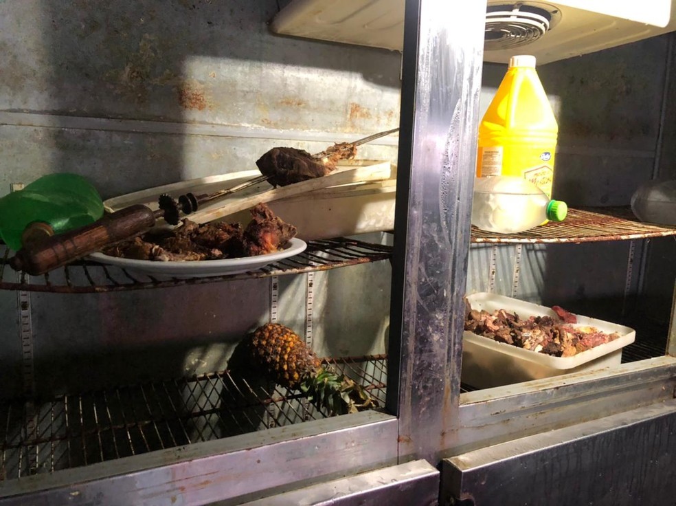 Grupo é condenado por venda de carne vencida em churrascaria de espeto corrido de SC