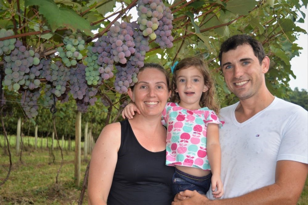 Vitivinicultura: Andressa e Mateus Poltronieri apostam na produção de uvas