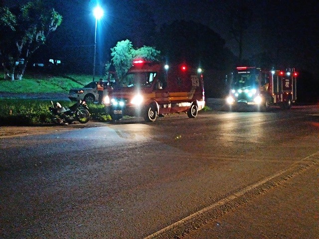 Colisão entre caminhão e moto deixa dois feridos na BR-282, em Nova Erechim