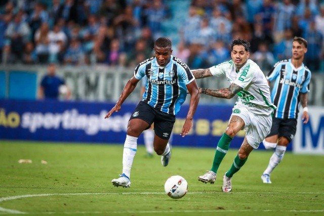 Grêmio leva 1 a 0 da Chapecoense na Arena e preocupa na largada da Série B