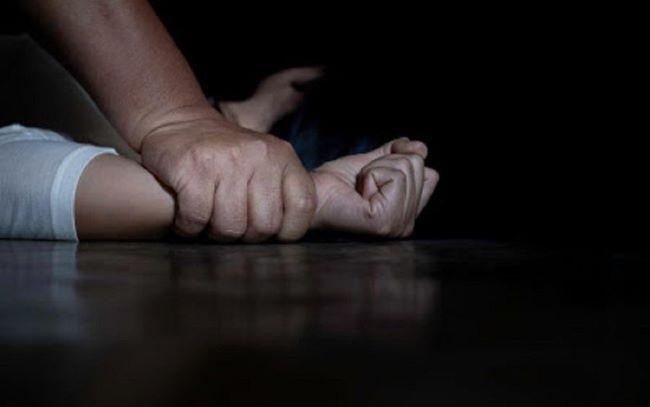 Polícia de Pinhalzinho resgata menina de 14 anos explorada sexualmente em bar