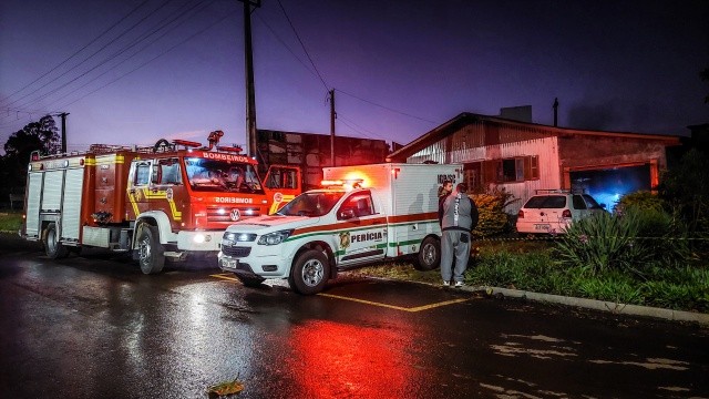 Uma pessoa morreu após incêndio em residência em São Miguel do Oeste