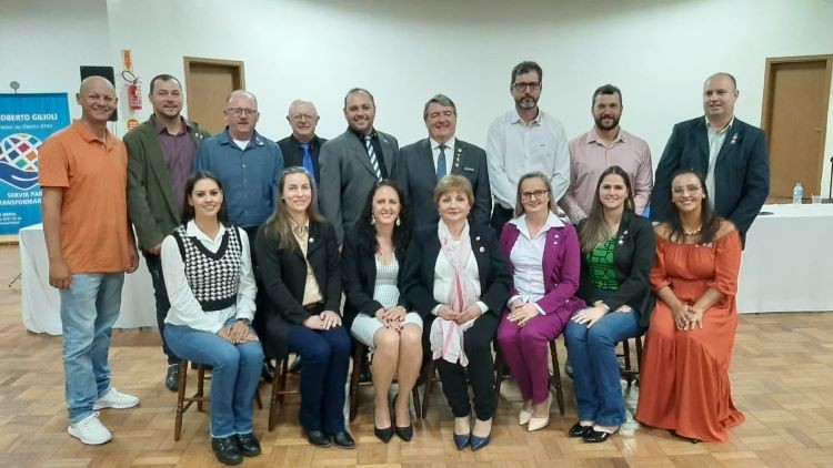 Rotary Club tem solenidade de fundação e posse de sócios em Cunha Porã