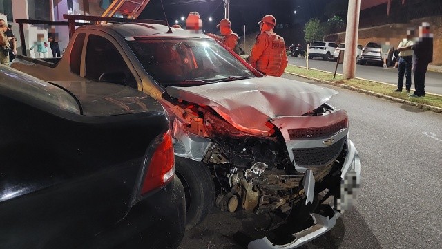 Embriagado, motorista causa acidente envolvendo quatro carros em São Miguel do Oeste