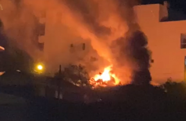 Em Chapecó, homem coloca fogo em casa com ex-mulher e quatro crianças dentro