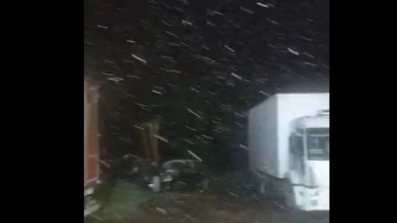  Cidades de SC registram neve na noite desta quinta