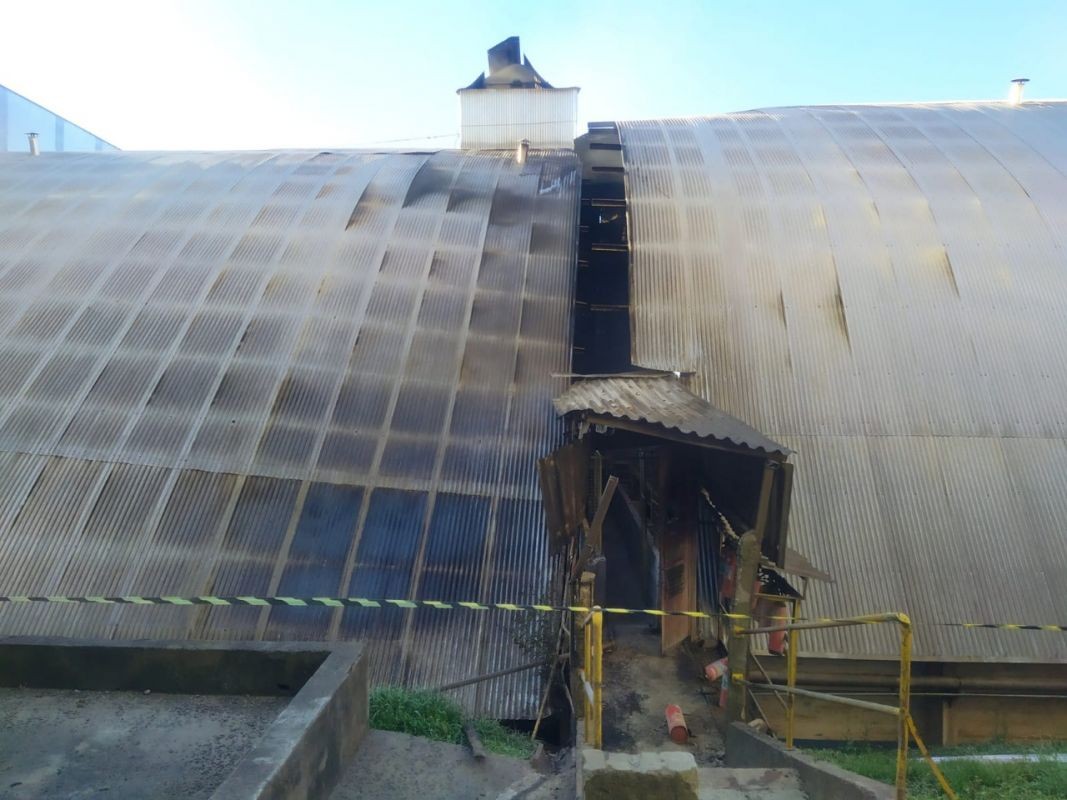 Duas pessoas ficam gravemente feridas em explosão em fábrica de rações, em Xanxerê