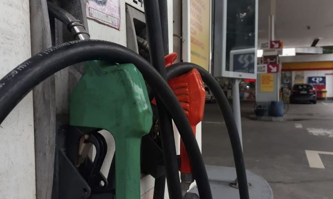 Preço da gasolina sobe a partir desta quinta-feira com aumento de imposto