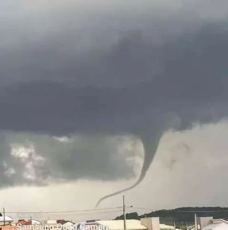 Meteorologista confirma que tornado atingiu cidade de Santa Catarina
