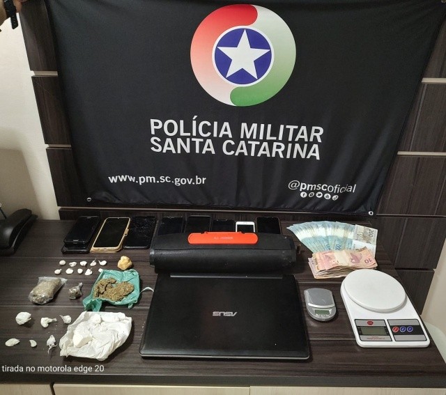 Polícia Militar prende três pessoas por tráfico de drogas em Maravilha