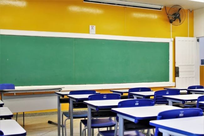 Governo suspende cronograma de implementação do Novo Ensino Médio