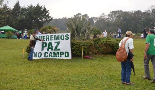 Agência ALESC  Em Bombinhas, Paulinha chama atenção para a linda decoração  natalina