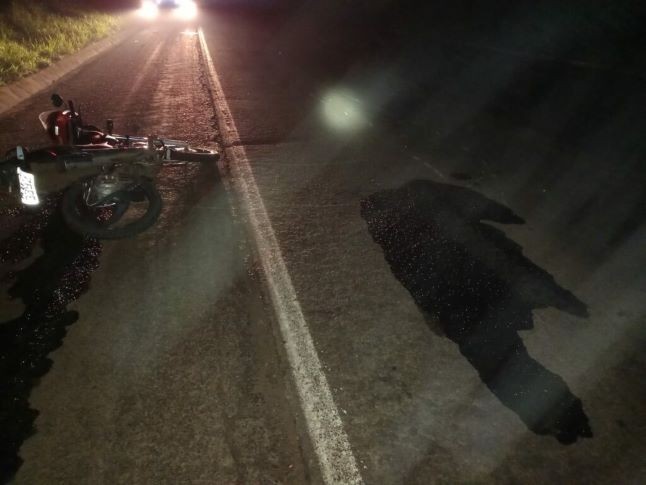 Motociclista fica ferido após acidente na BR-282, em Pinhalzinho 