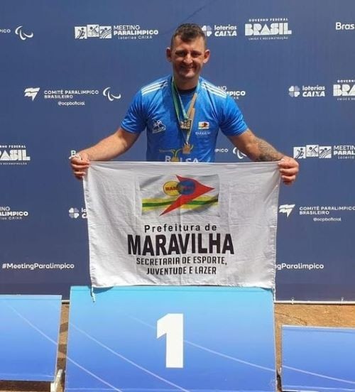 Atleta paraolímpico de Maravilha quebra recorde brasileiro em Brasília