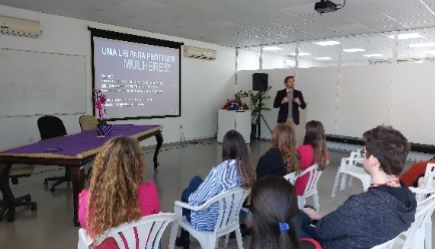 Agosto Lilás: Comunidade de Cunha Porã recebe palestra do MPSC