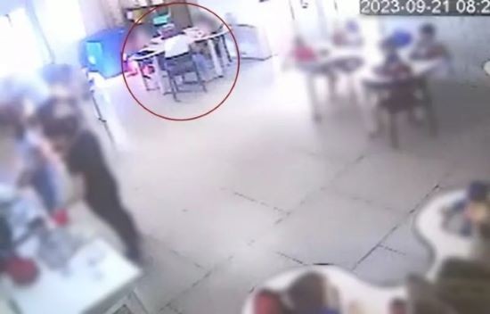 Escândalo em creche: câmera revela professora amarrando crianças em Caibi