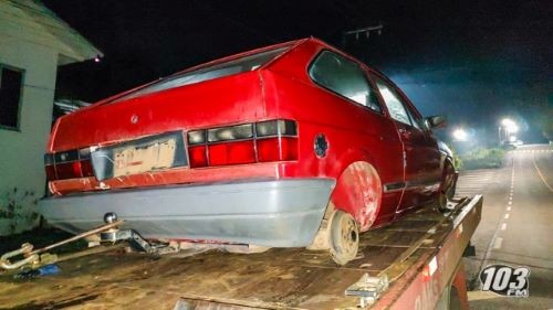 Veículo furtado em SMOeste é recuperado em Descanso “depenado”