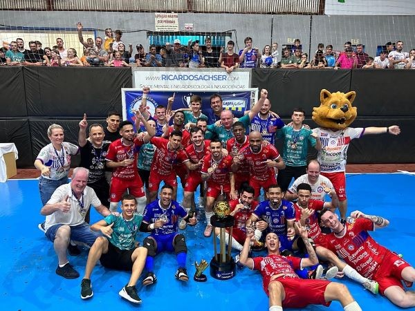 Associação Desportiva de Cunha Porã brilha: Vitória Histórica e Título de Campeão na Copa Santa Catarina