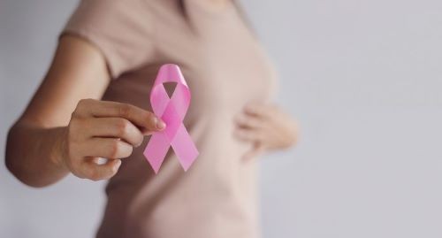 Vacina experimental contra câncer de mama apresenta resultados positivos na primeira fase