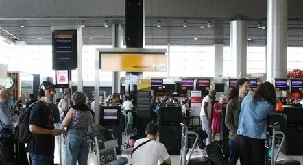 Governo deve lançar programa 'Voa Brasil, com passagens aéreas a R$ 200, no dia 5 de fevereiro