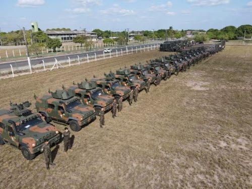 Roraima recebe 16 blindados do Exército para reforçar segurança na fronteira com Venezuela