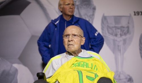 Aos 92 anos morre Zagallo, o único tetracampeão mundial de futebol