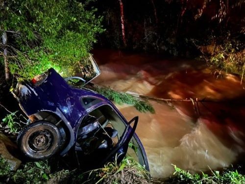 Motorista morre ao cair com carro no rio no interior de Seara