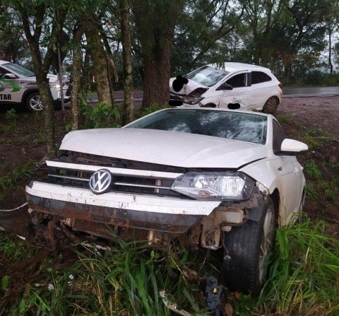 Acidente envolve quatro veículos e deixa feridos na SC 163 em Iporã do Oeste