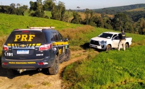 Caminhonete furtada em Pinhalzinho é recuperada no Norte do Estado