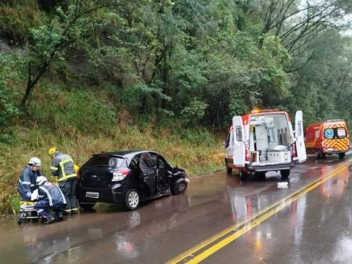 Acidente de trânsito é registrado na BR-282 em Maravilha
