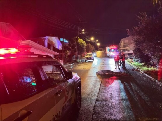 Mulher de 20 anos é assassinada pelo companheiro no Oeste de SC