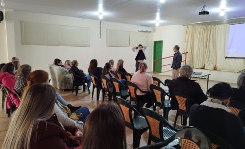 Escola Patrício João de Oliveira de Cunha Porã realiza parada pedagógica com palestras sobre autismo e bem-estar emocional