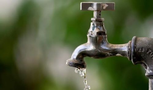 Tarifa de água e esgoto pode aumentar 18% com reforma tributária, diz estudo