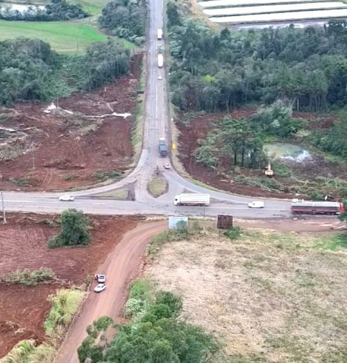 Rodovias federais no Oeste de SC apresentam pontos com trânsito em meia pista
